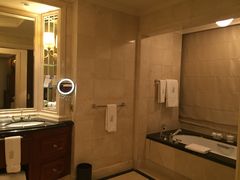 -广州富力丽思卡尔顿酒店