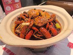 -肥肥虾庄·金牌油焖大虾(汉街SKP店)