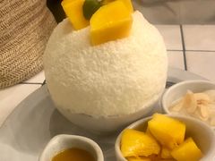 芒果雪冰-Cheevit Cheeva(Sirimangkalajarn)