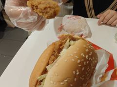 -麦当劳(宝山大厦店)