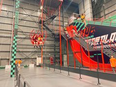 -极限PLAY运动娱乐新世界·团建派对潮玩休闲馆·室内蹦极高空游乐园
