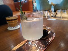 -ZING COFFEE 镜咖啡