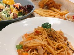 野菌菇鸡肉意大利面-菲滋意式餐厅(温岭银泰城店)