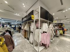 -BIGOFFS 超级折扣(仁恒伊势丹店)