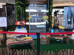 -王府井百货熙地港店