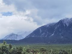 -玉龙雪山游客服务中心