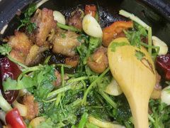 -沙胆彪炭炉牛杂煲(上海日月光广场店)