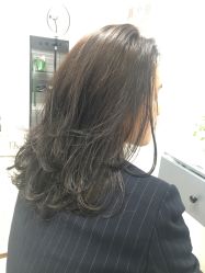 -小桑树染烫改变专门店