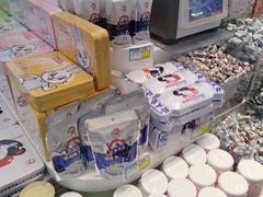 零售区-泰康食品(南京东路店)