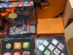 -VENCHI 闻绮(北京国贸商城店)