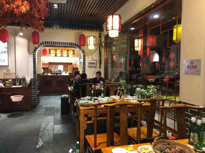 伊兰·饭局儿-"菜品好,服务好,环境好,是我们值得信赖的.