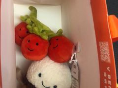 -微缤礼物(青岛海信广场店)