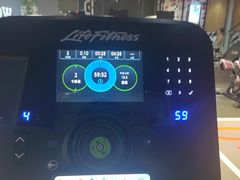 -帝豪斯健身俱乐部(市府恒隆广场店)