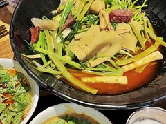 -万记麻辣烫国展总店