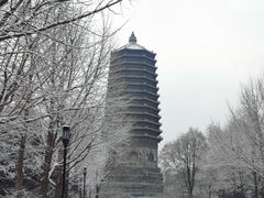 -玲珑塔公园