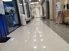 -柏乐口腔医院·舒适化无痛种植牙中心(东盟商务区院)