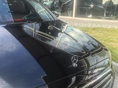 -上海星瀚奔驰4S店(红柳路店)