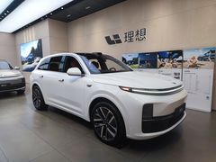 -理想汽车(世纪汇店)