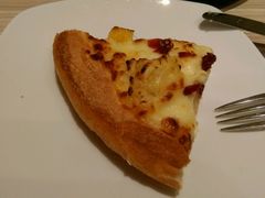 -必胜客(WOW中心城店)