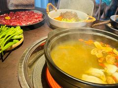 -芸鲜季·云南野生菌餐厅· 云南风物味研社(闵行店)