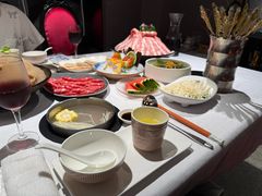 -泓炙颐凤鲜海鲜火锅料理(桐乡店)