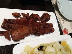 秘制酱鸭-舌尖上的食缘花园主题餐厅