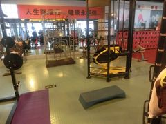 英派斯健身俱乐部(香港东路店)-英派斯健身俱乐部(香港东路店)