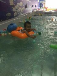 -开心岛婴儿游泳母婴用品店