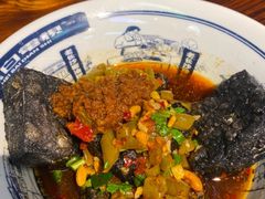 -黑白电视长沙小吃(美林M·LIVE天地东座店)