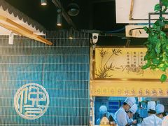 -馋三尺蟹粉小笼(人民广场店)