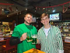 -味德西餐音乐酒吧 Wade's Bar&Grill