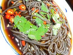 酸辣厥根粉-麦麦山云南菜(复地活力城店)