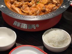 -胖哥俩肉蟹煲(湖滨银泰in77店)
