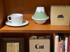 -彳亍咖啡·这里(水湾路店)