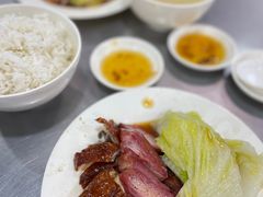 -华香鹅快餐店