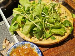-大匠工房古船木艺术餐厅·猪肚鸡专门店(长白仙岛店)