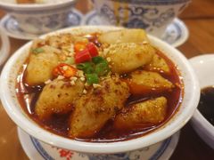 -炉小二铜锅牛蛙•川湘菜(三里屯店)