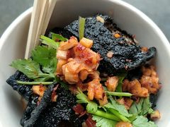 -黑色经典臭豆腐·湖南特产(步行街店)