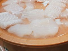 -龍歌自助小火锅(市南金茂湾店)