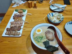 -晶吉·居酒屋·烧鸟·海胆(民主广场店)