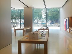 -Apple零售店(玄武湖店)