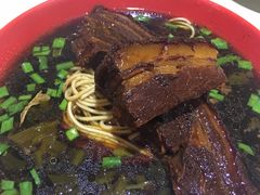 -小龙大肉面馆