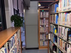 -上海市虹口区图书馆(曲阳分馆)