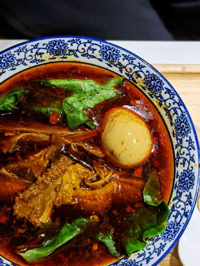 金玡居面馆(德基广场店)-"怎么说呢高峰期在等位一位还好 没一会.