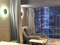 -得闲·高空SPA(东盟店)