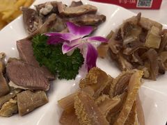 -鸿喜牛·潮汕鲜牛肉火锅(海浪湾店)
