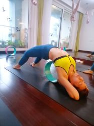 -Yvon yoga 瑜伽·精准体态管理中心