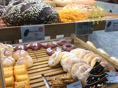 -BROAD面包路·欧式面包(龙湖时代C馆店)