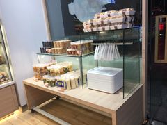 面包甜点陈列柜-沁园(新解放碑附二院店)