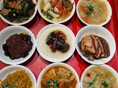 -蓝田九大碗民俗食府(蓝田店)